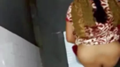 زنی در یک کرست سیاه توسط دو کلیپ سکس دختر با سگ دوست داغ لعنتی است