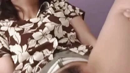 دختر سفید خروس بزرگ سیاه را در یک تعمیرگاه اتومبیل می خورد فیلم سکس سگ و دختر
