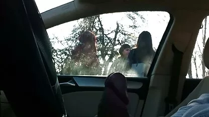 یک ورزشکار شیرین بیدمشک یک دوست جوان را لگد کرد و آن فلم سکس زن باسگ را در مهبل قرار داد