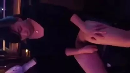 معشوقه لاغر فیلم سکسی سگ و زن در لاتکس تحقیر و برده سخت در توپ ها است