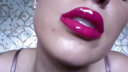 شیرین لولا خروس پسر سکس خارجی با سگ POV را می خورد